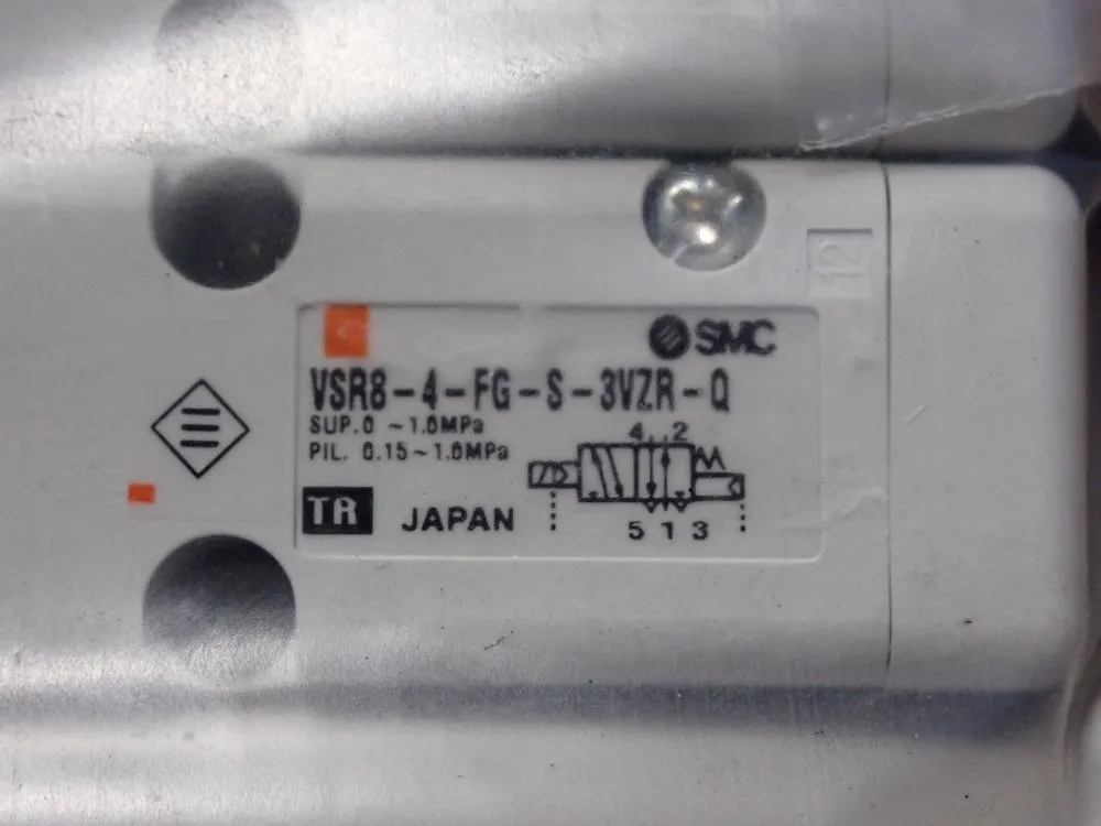 Smc Pneumatic Manifold Valve Assembly - Vv802-leq126