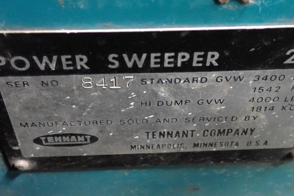Tennant Propane Floor Sweeper - 265