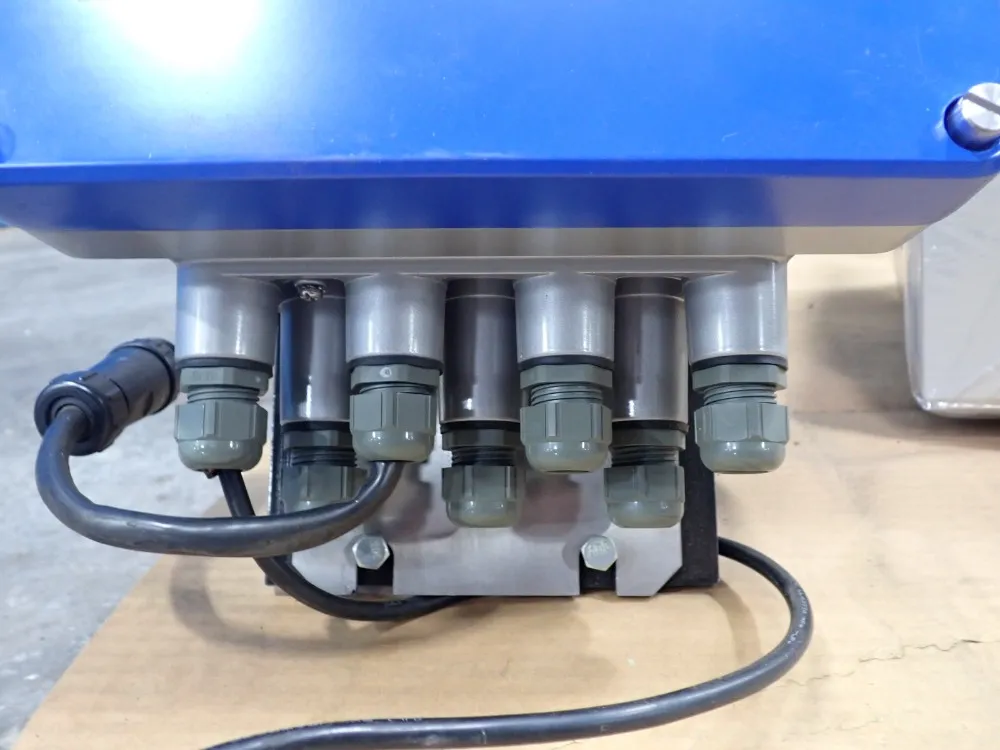  Lab Equipment