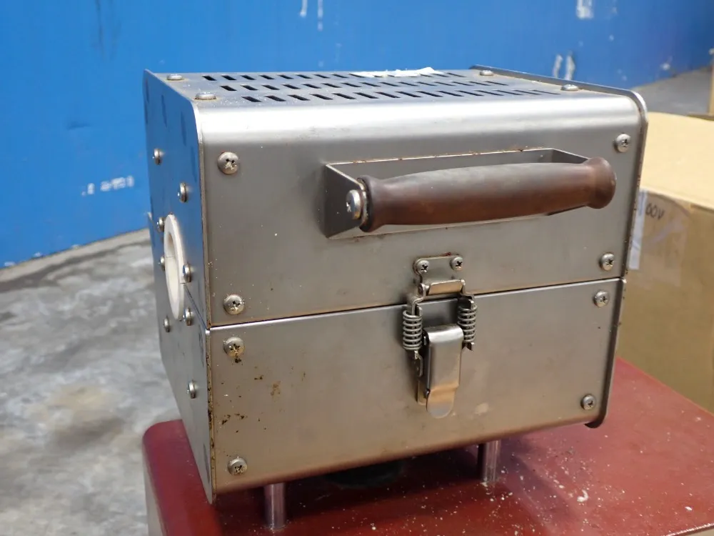  Lab Equipment