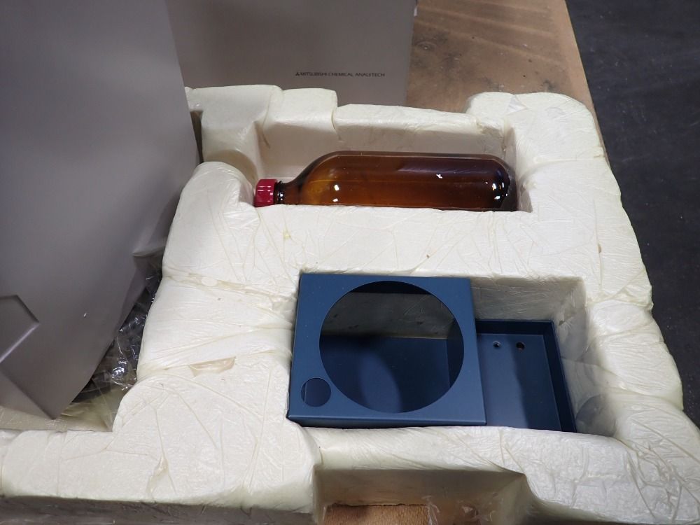  Lab Equipment