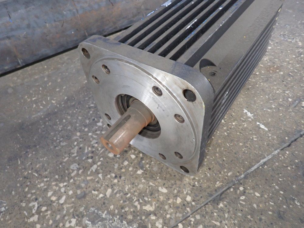 Allen Bradley 5.2 Kw Servo Motor - 1326as-b660f-21-k6