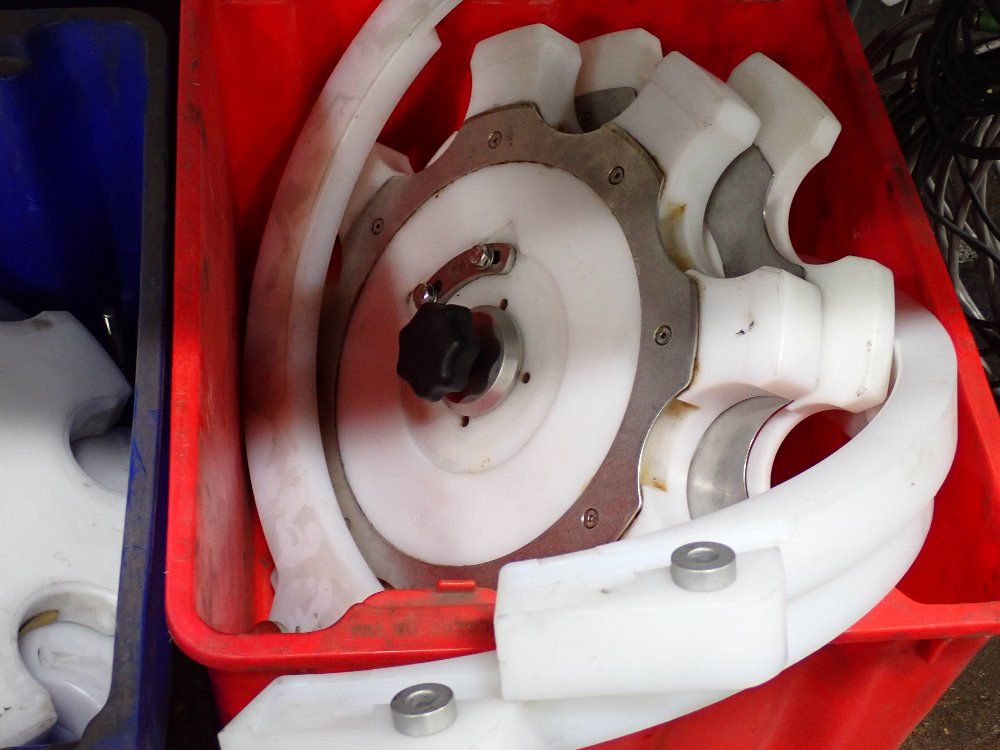 Pharma Cos Machinery Pharma Cos Machinery Groninger Filler Capper
