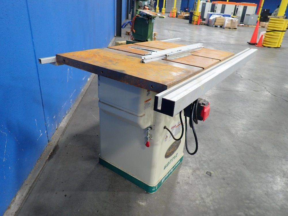 Used Grizzly Grizzly G0771z Table Saw | HGR Industrial Surplus