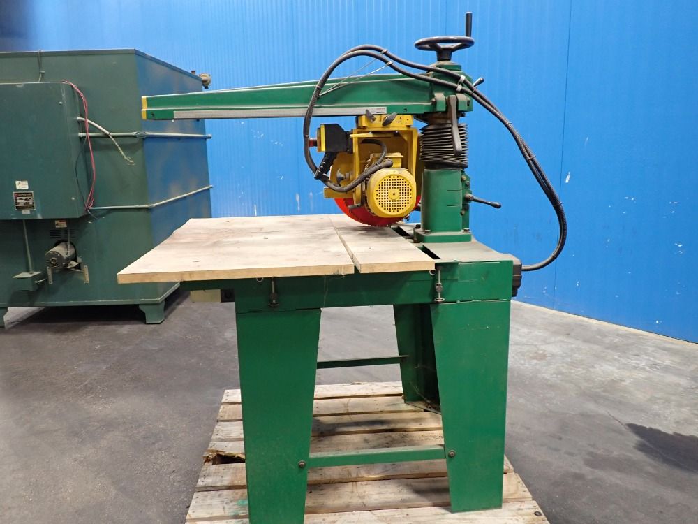 Woodtek 43 3/8" X 32" Radial Saw - A110573
