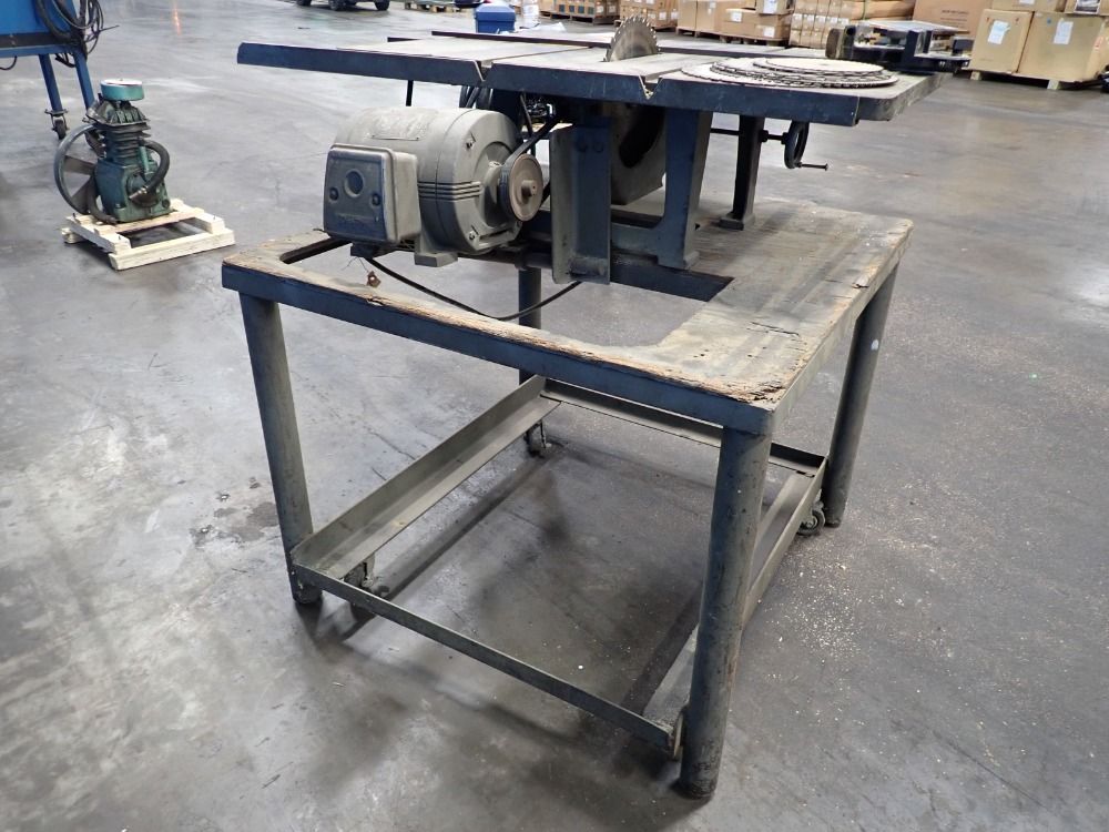 36"x28" Table Saw