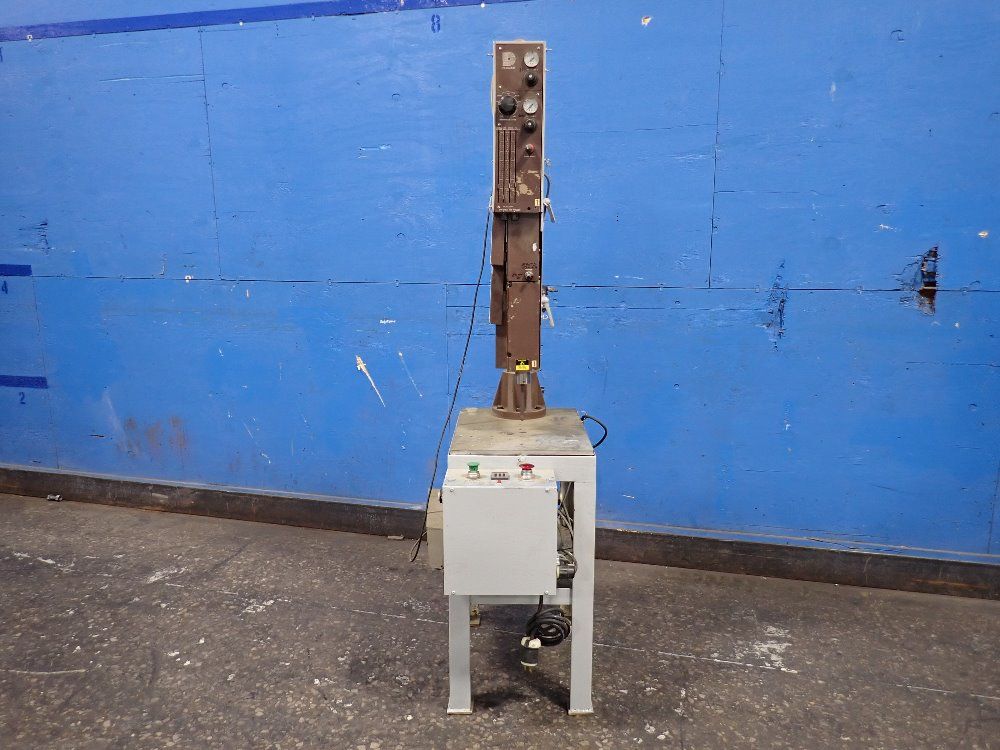 Dukane Dukane Ultrasonic Welder