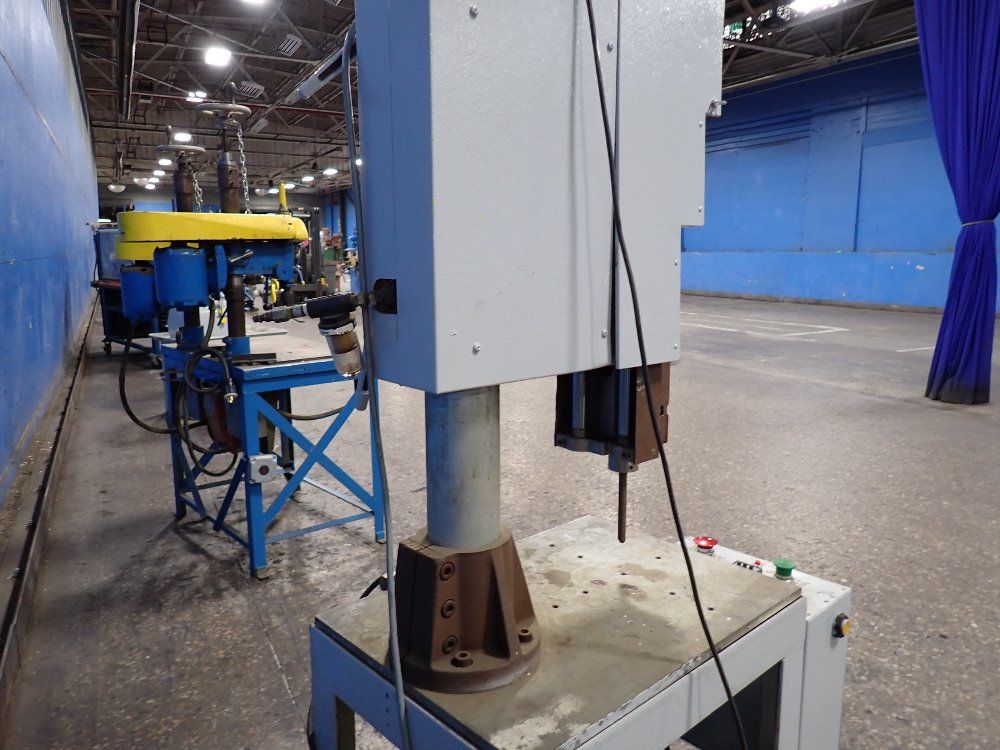 Dukane Dukane Ultrasonic Welder