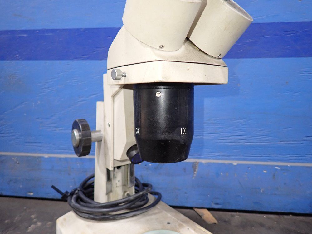  Microscope