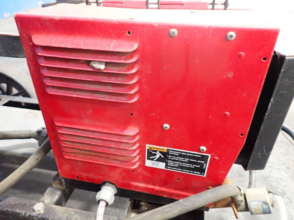 Lincoln Lincoln Dc600 Dc Arc Welder With Feeder