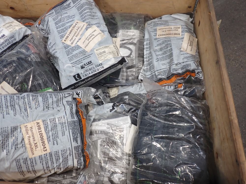 Miller Revolution Miller Revolution 1014809wind Safety Harness