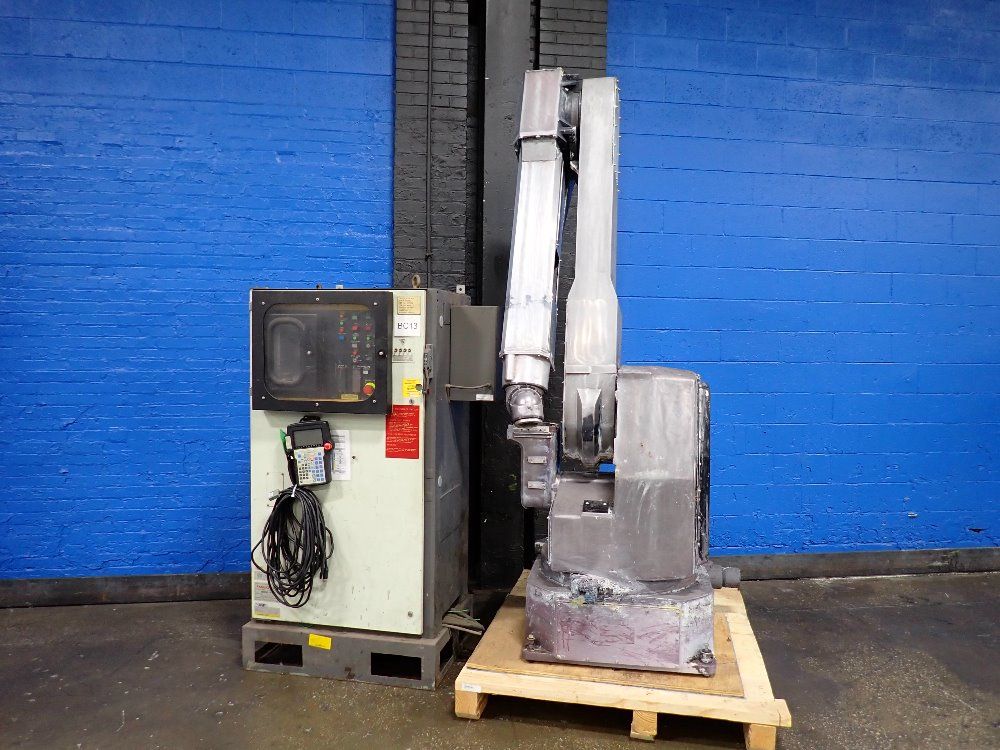 Fanuc Fanuc P200 Robot