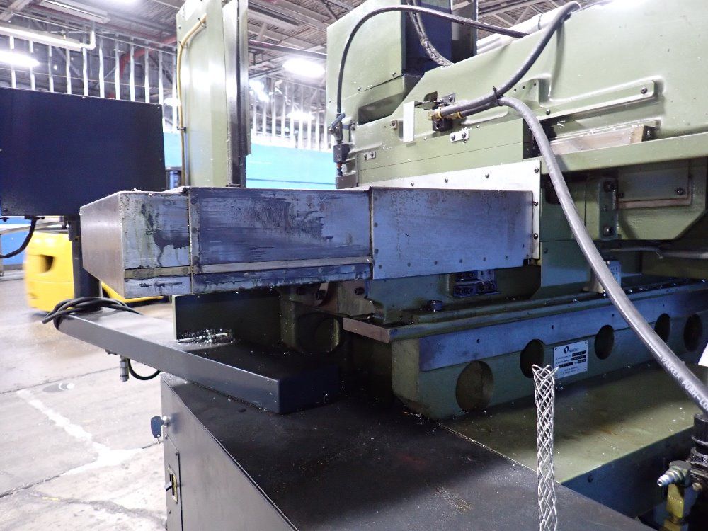 Makino 1997 Makino Ke55 Cnc Vmc