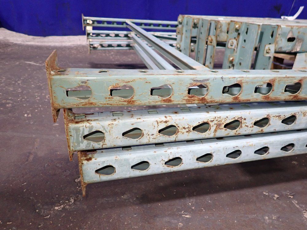  Pallet Racking