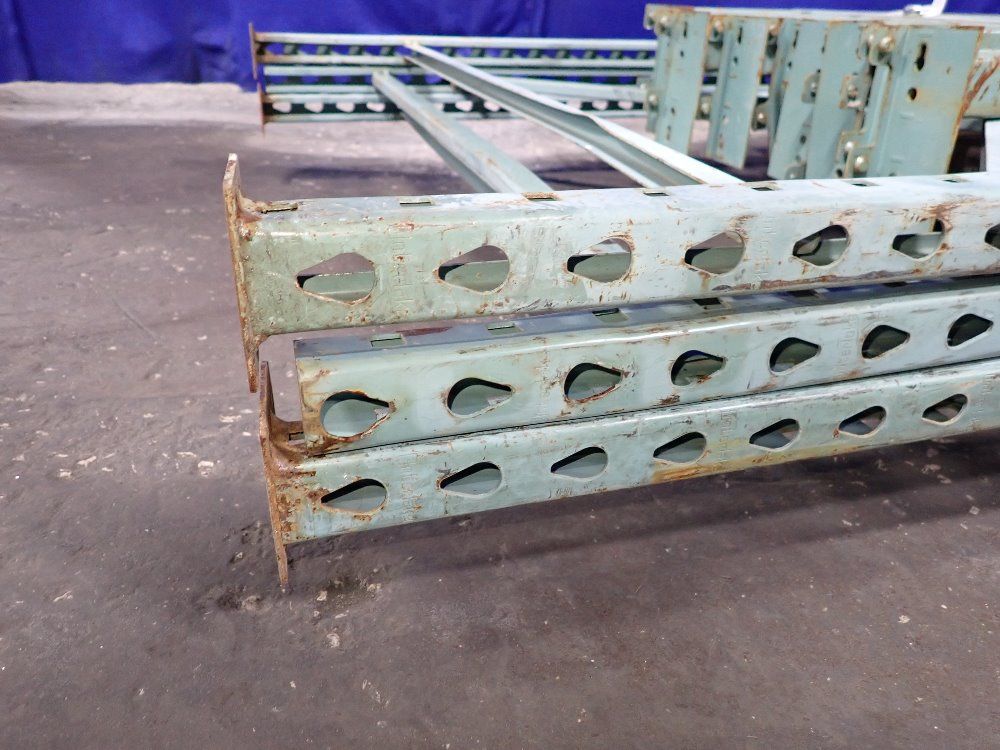  Pallet Racking
