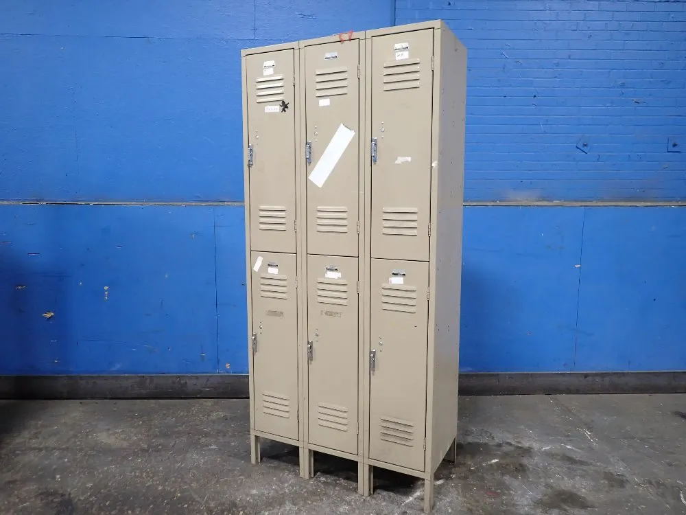 LOCKER UNIT