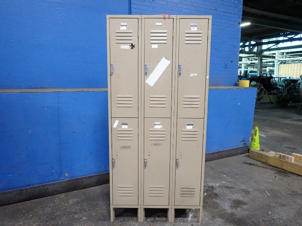 Penco Locker Unit