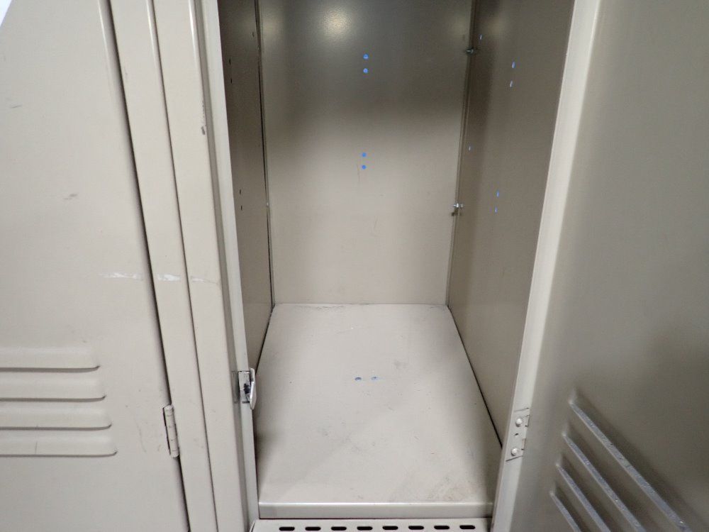 Penco Locker Unit