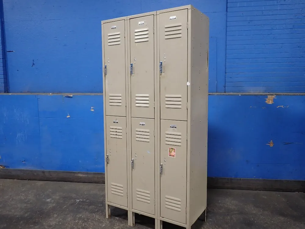 LOCKER UNIT