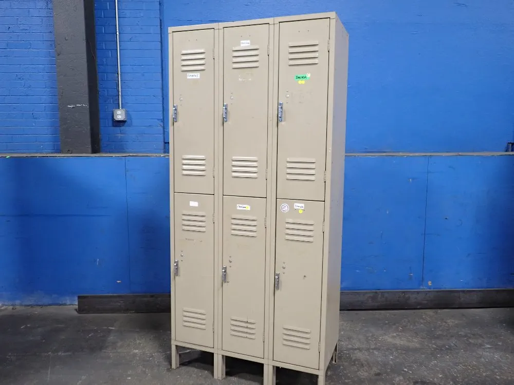 LOCKER UNIT