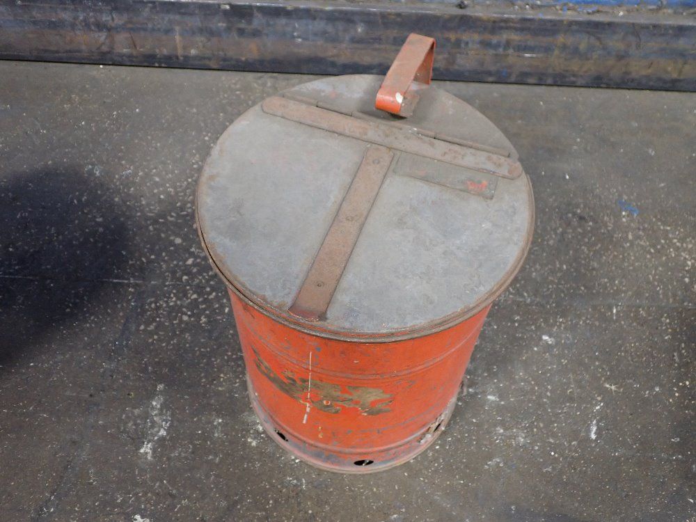  Oil Waste Can