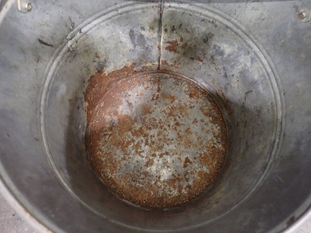  Oil Waste Can