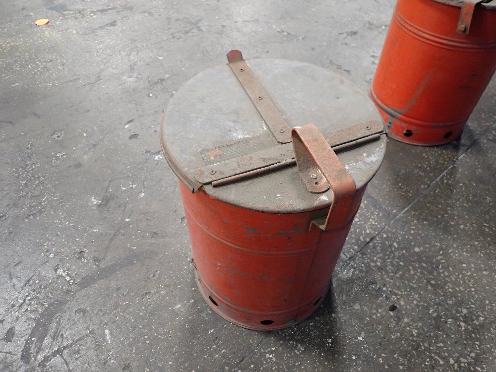  Oil Waste Can