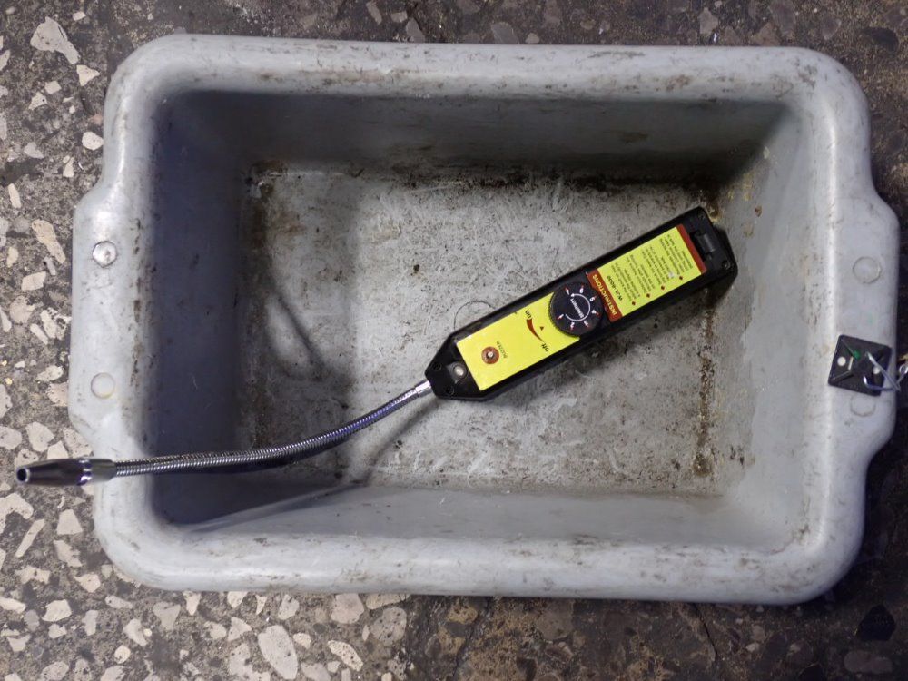  Halogen Leak Detector