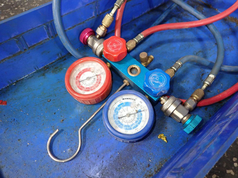  Test Charge Manifold