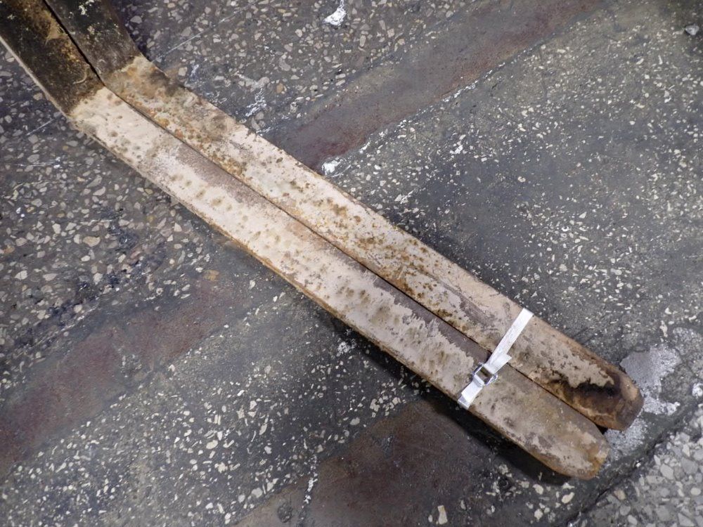  Forklift Forks