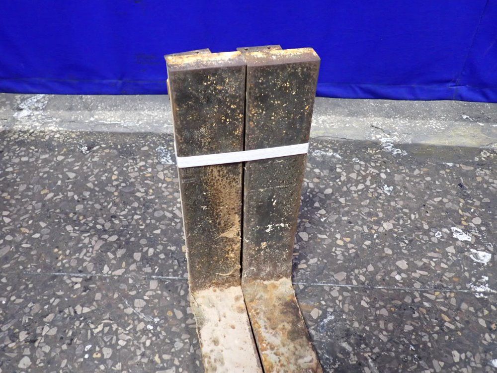  Forklift Forks
