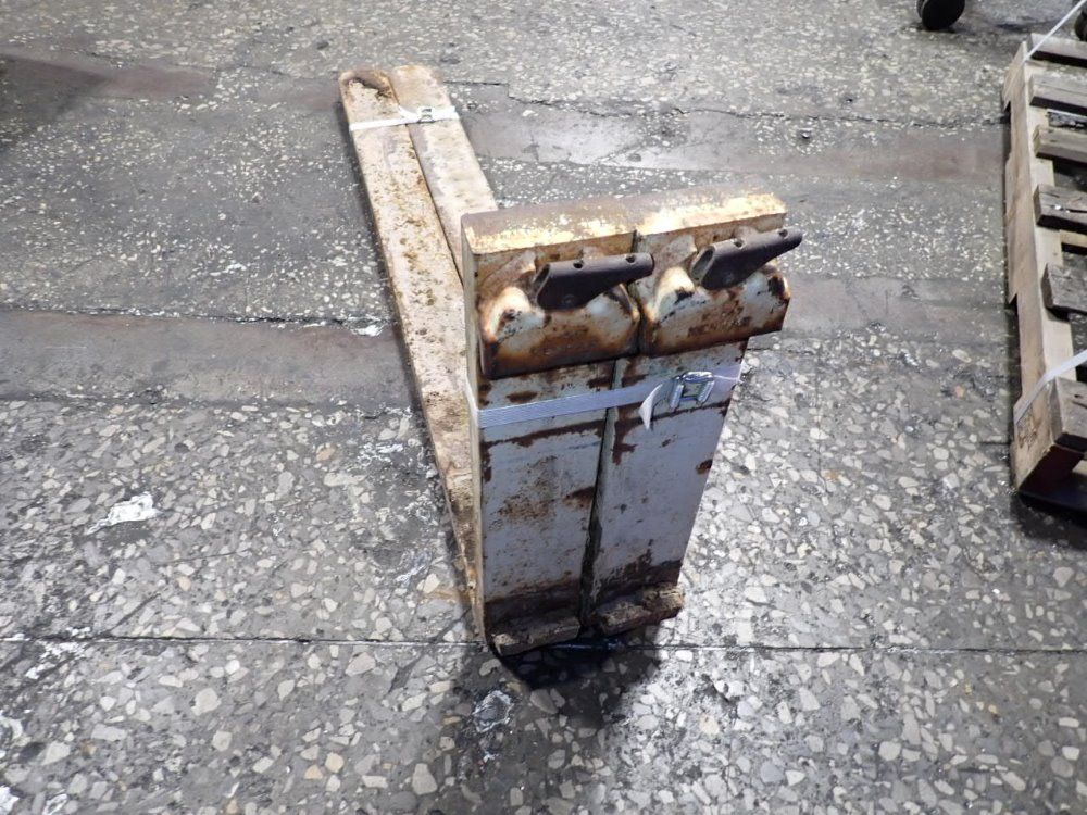  Forklift Forks