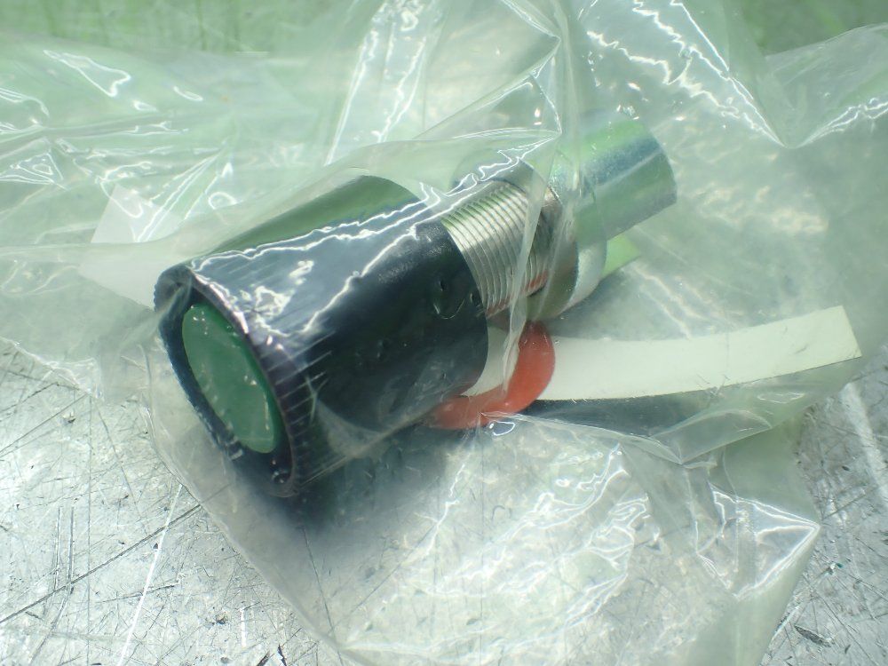 Eaton Push Button Assembly. - Dev11g