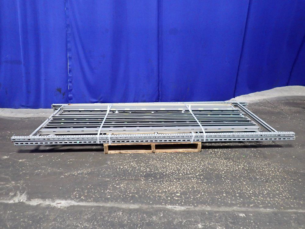  Pallet Racking Lot