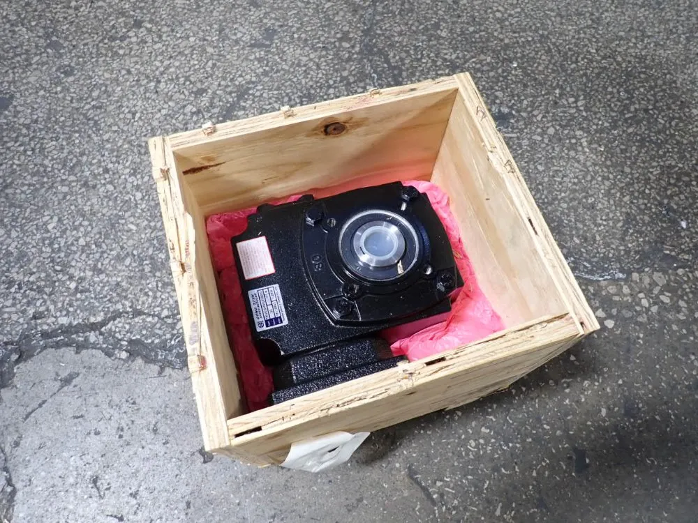 Taiwan Gong Ji Chang Co 30:1 Ratio Gear Reducer - Tkveqm80(01a03)