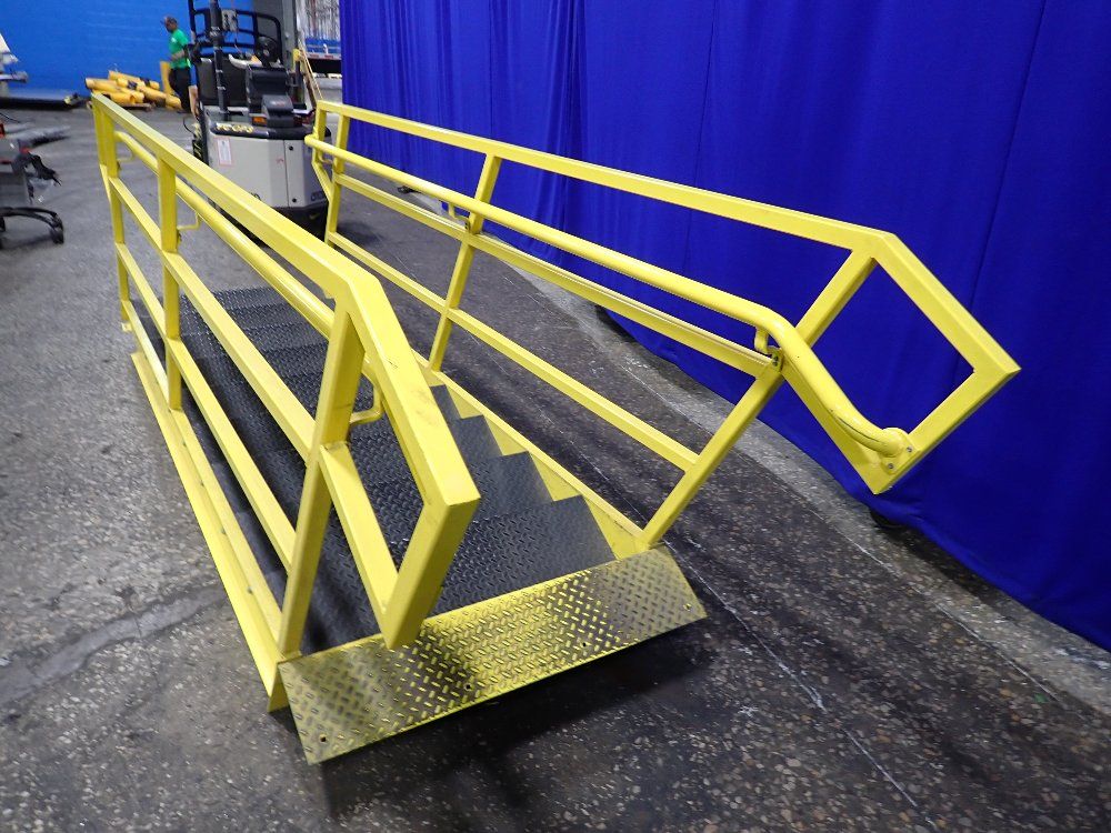  Platform Stairs