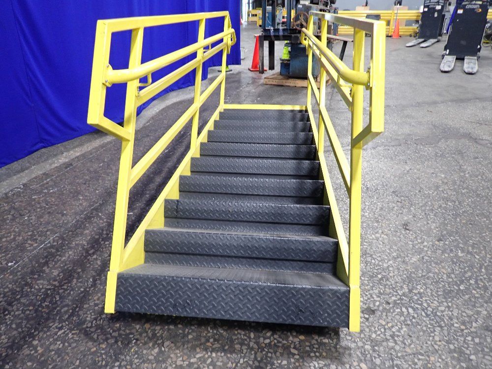  Platform Stairs