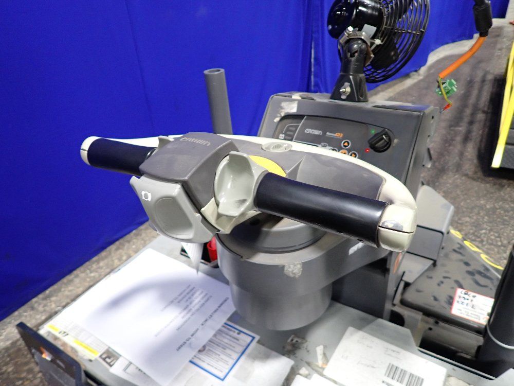 Crown Crown Pc450060 Electric Pallet Jack