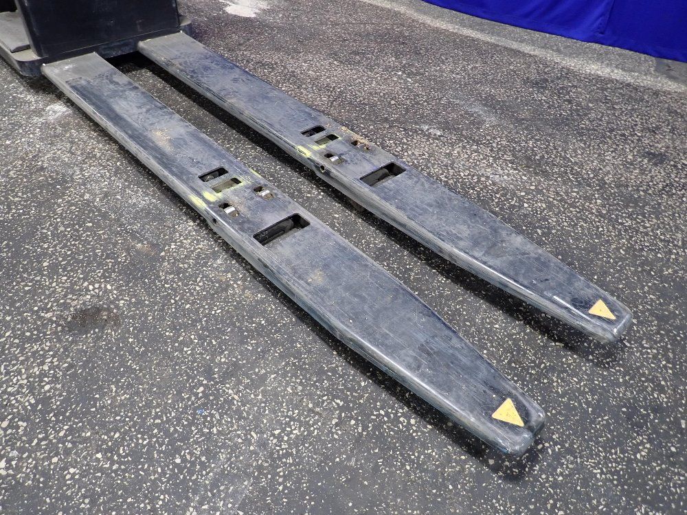 Crown Crown Pc450060 Electric Pallet Jack