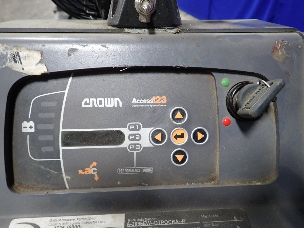Crown Crown Pc450060 Electric Pallet Jack
