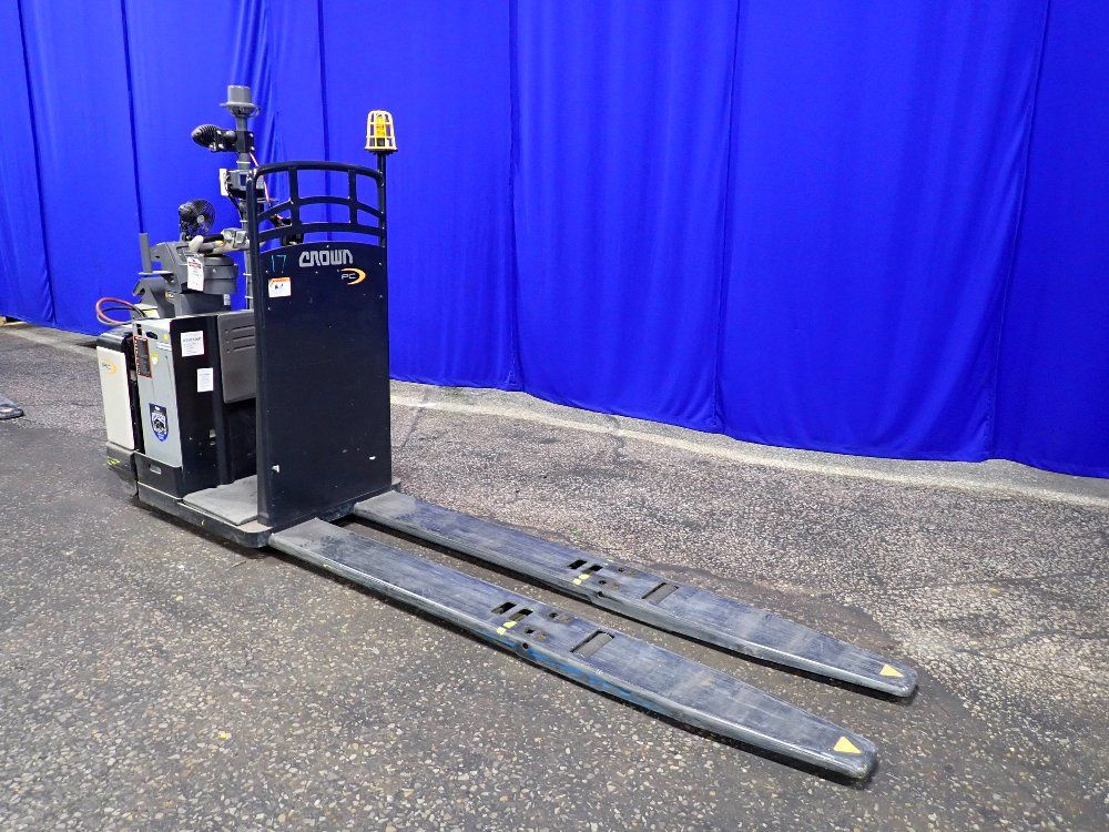 Crown Crown Pc450060 Electric Pallet Jack