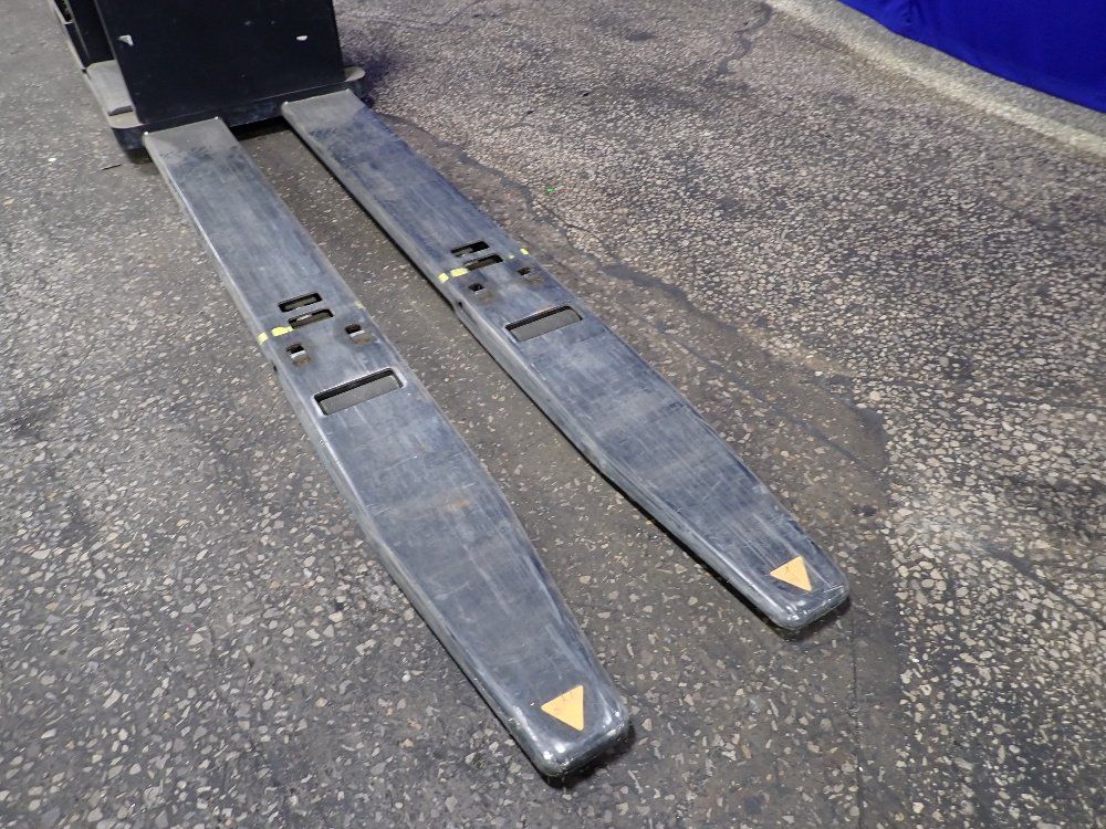 Crown Crown Pc450060 Electric Pallet Jack