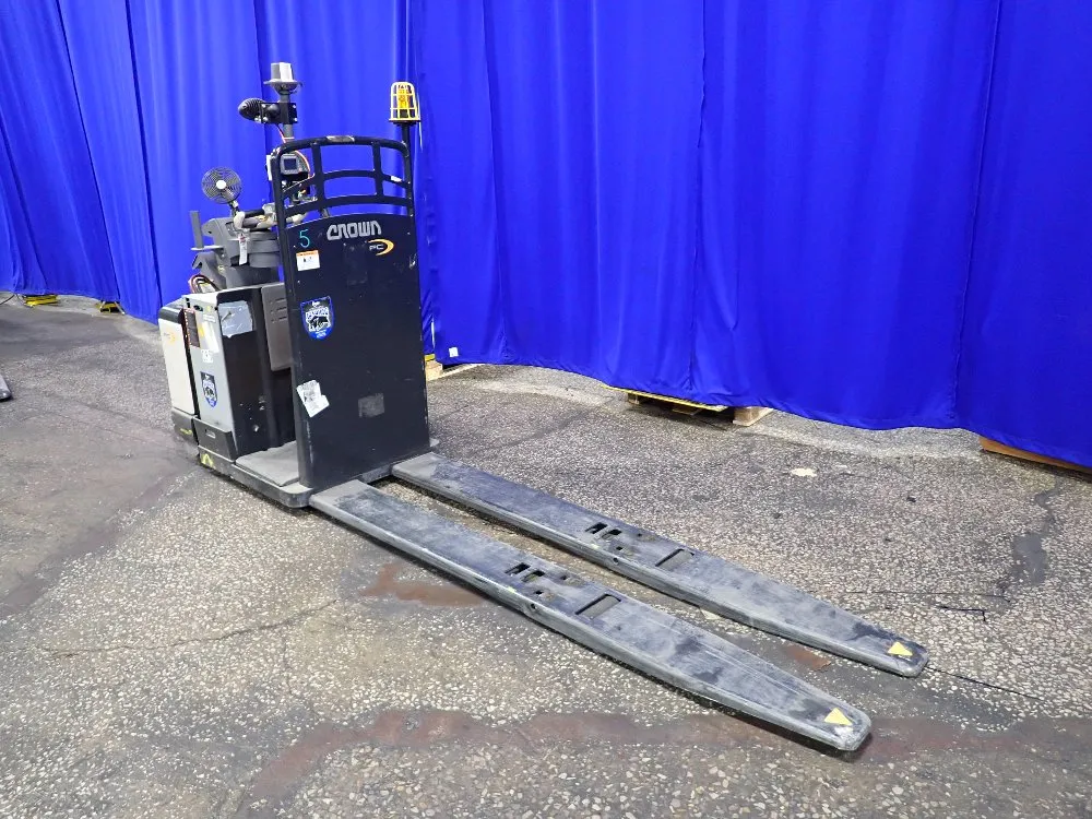 Crown Crown Pc450060 Electric Pallet Jack