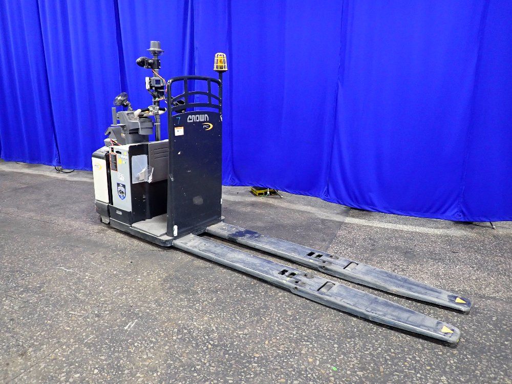 Crown Crown Pc450060 Electric Pallet Jack