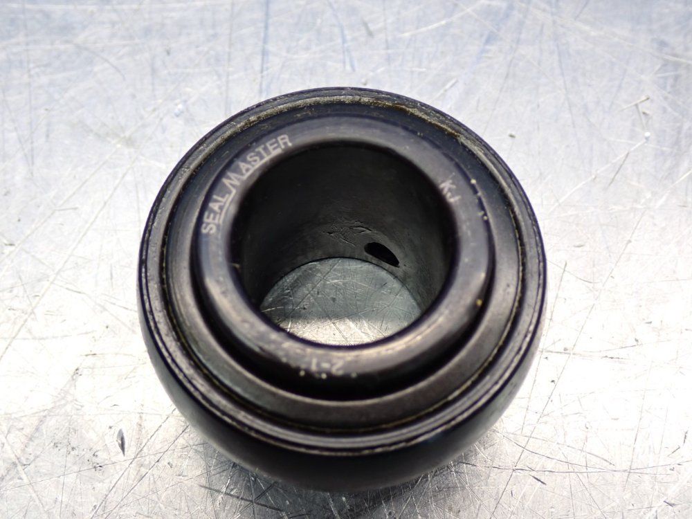 Seal Master Straight Bore Ball Bearing 21 Insert 
