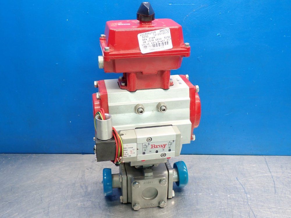 Flowtek Pneumatic Actuator W 50040612610532 Valve Status Monitor  Limit Switch