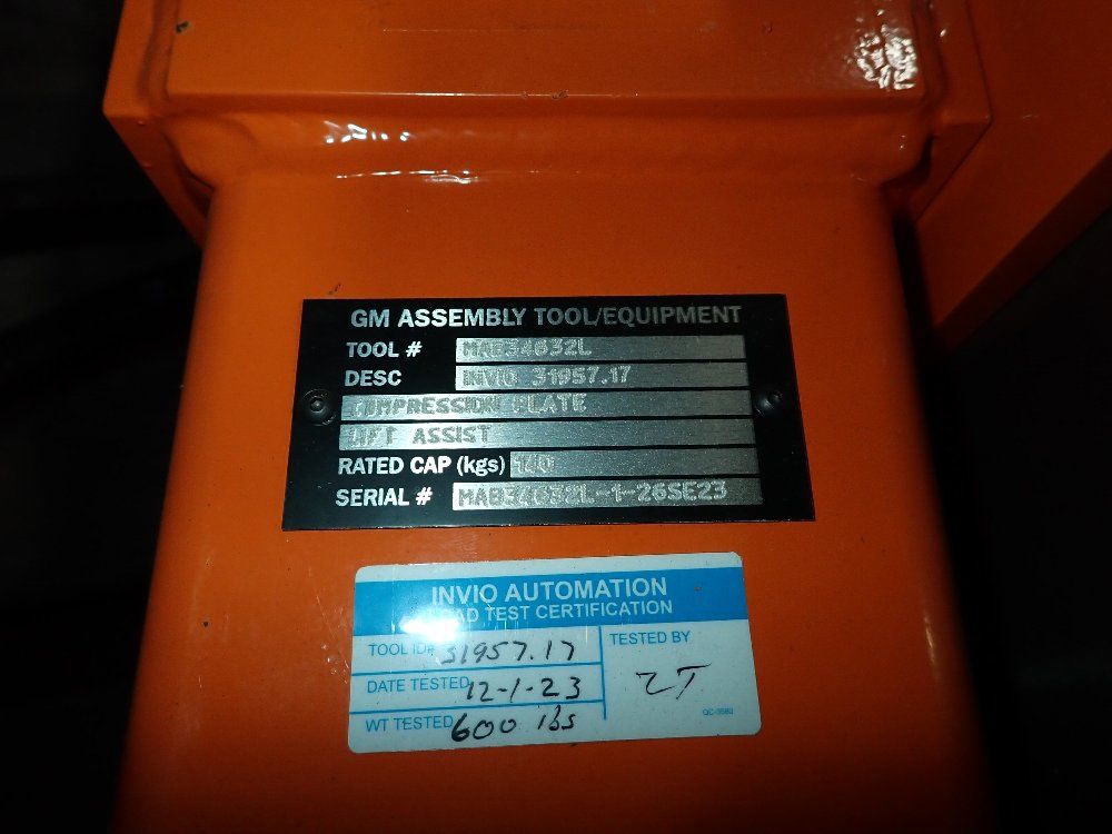 Invio Compression Plate Lift Assist