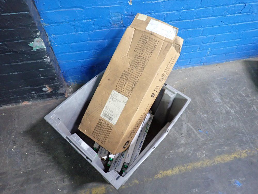  Fluorescent Lamps