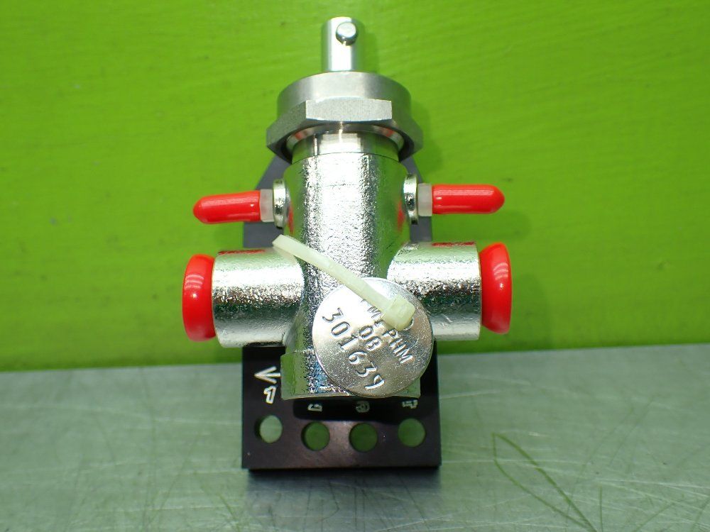 Nordson Pump Assembly Leftbase