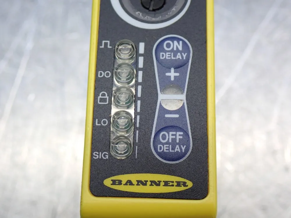 Banner Range: 200-2000mm Photoelectric Sensor 63001 Series Q60 - Q60bb6af2000q